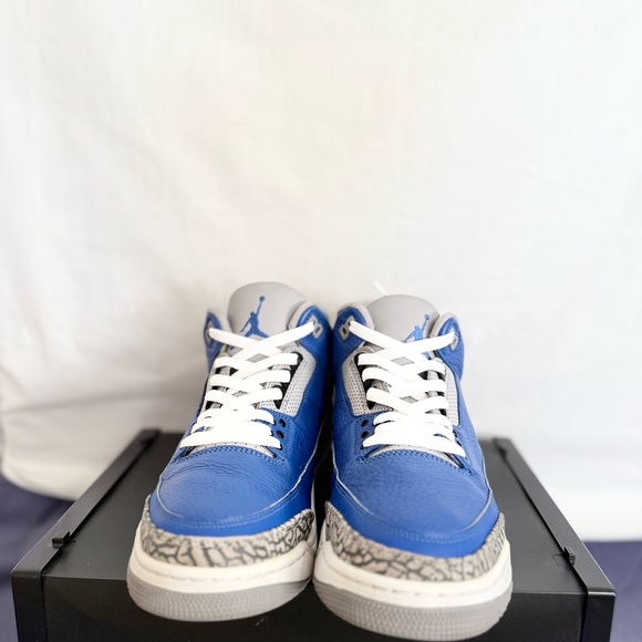 AUTHENTIC Jordan 3 Retro Varsity Royal size 10.5 CT8532-400 2020 PRE-OWNED - Picture 7 of 8